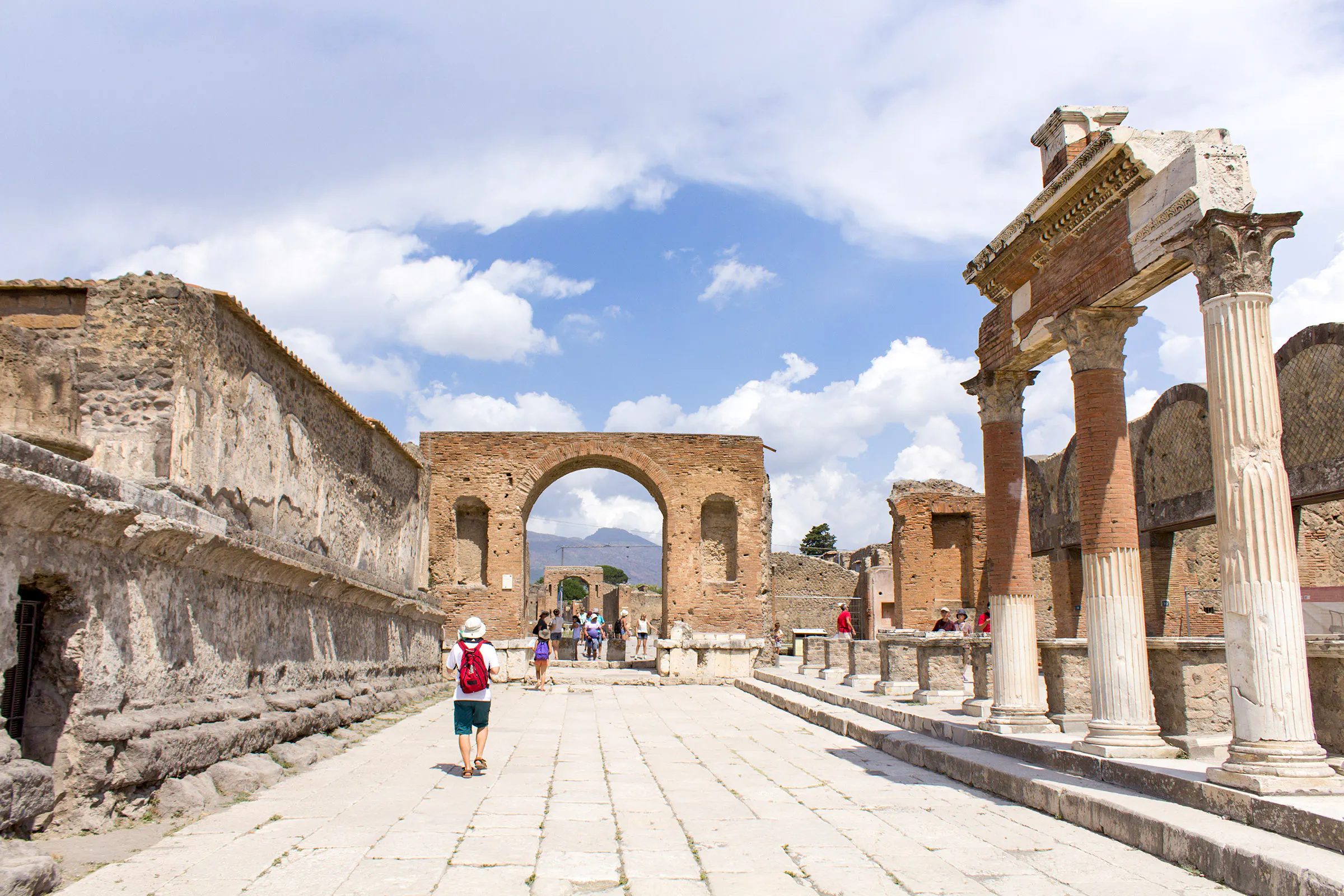 pompeii-forum-highlights-history-timings-and-visitor-tips
